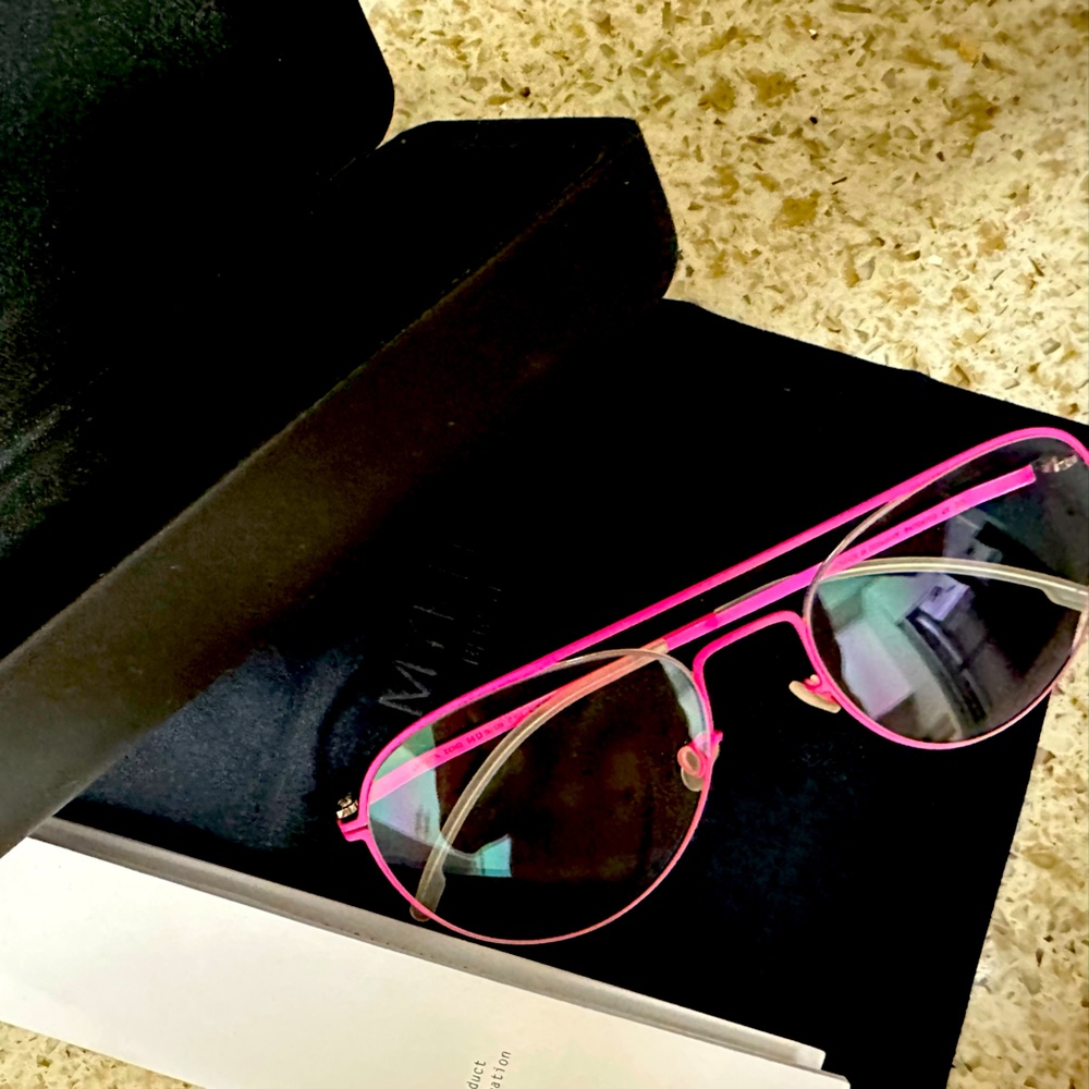 MyKita Eero in Neon Pink